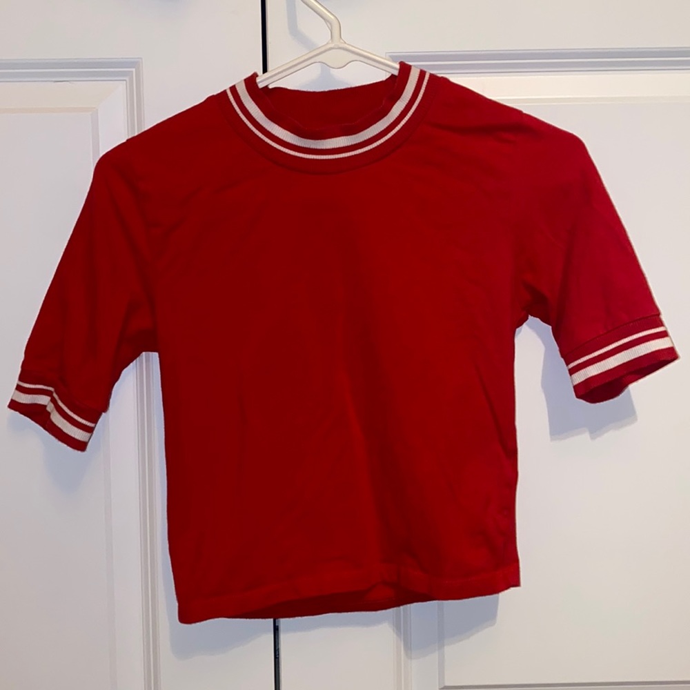 Women’s Forever 21 red t-shirt